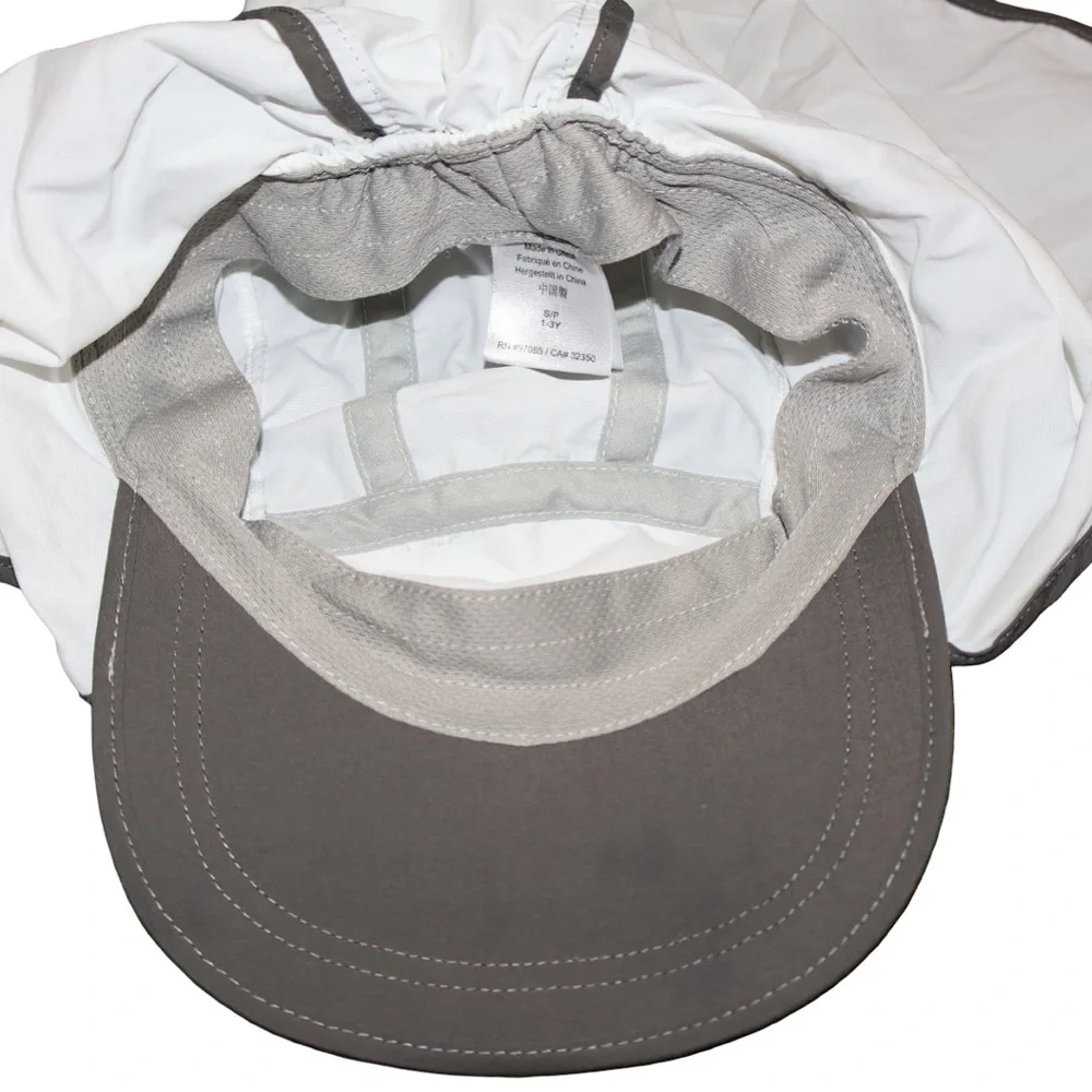 Outdoor Research white Sun Hat with Black Trim baby 1-3‎ years